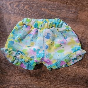 Spring/Summer frilly shorts, SMALL 24 mo